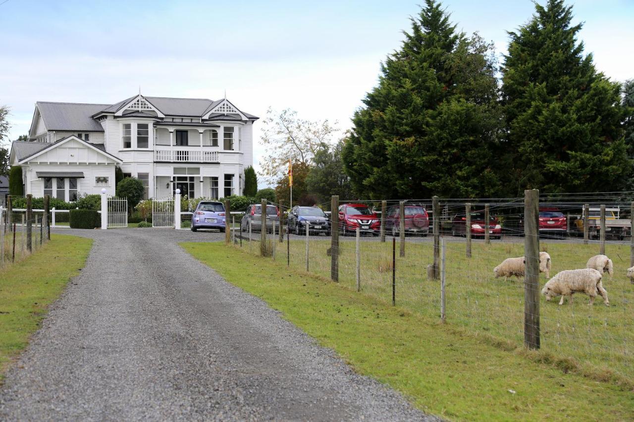 Estancia Farm Stay Masterton Exteriör bild